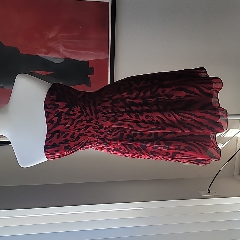 White House Black Market Strapless Leopard Print Mini, Size 00, Color Red/Black - Picture 2 of 6